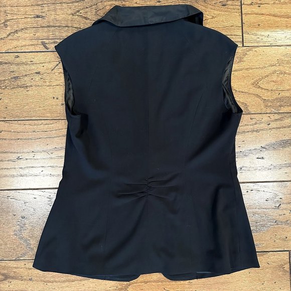 Size: 8 EUC Cabi Black Dinner Vest Ruffle Taffeta Tuxedo Collar  Style # 917 - Picture 3 of 5